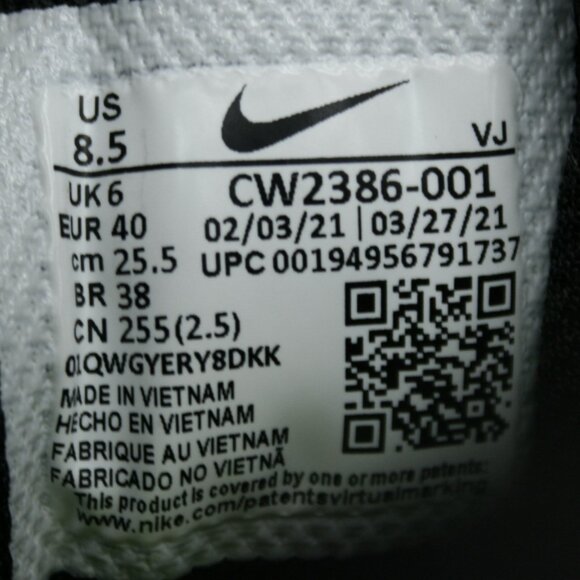 Nike Ladies 8.5 Crater Impact Black White Moon Running Shoes Sneakers CW2386-001 - Picture 8 of 12